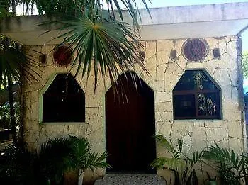 Cenote El Encanto Hotel Tulum 0*,  Messico